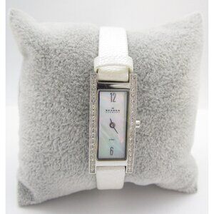 Women Skagen Crystals Quartz WR Analog 15mm Tank Watch (H890) "New Battery"